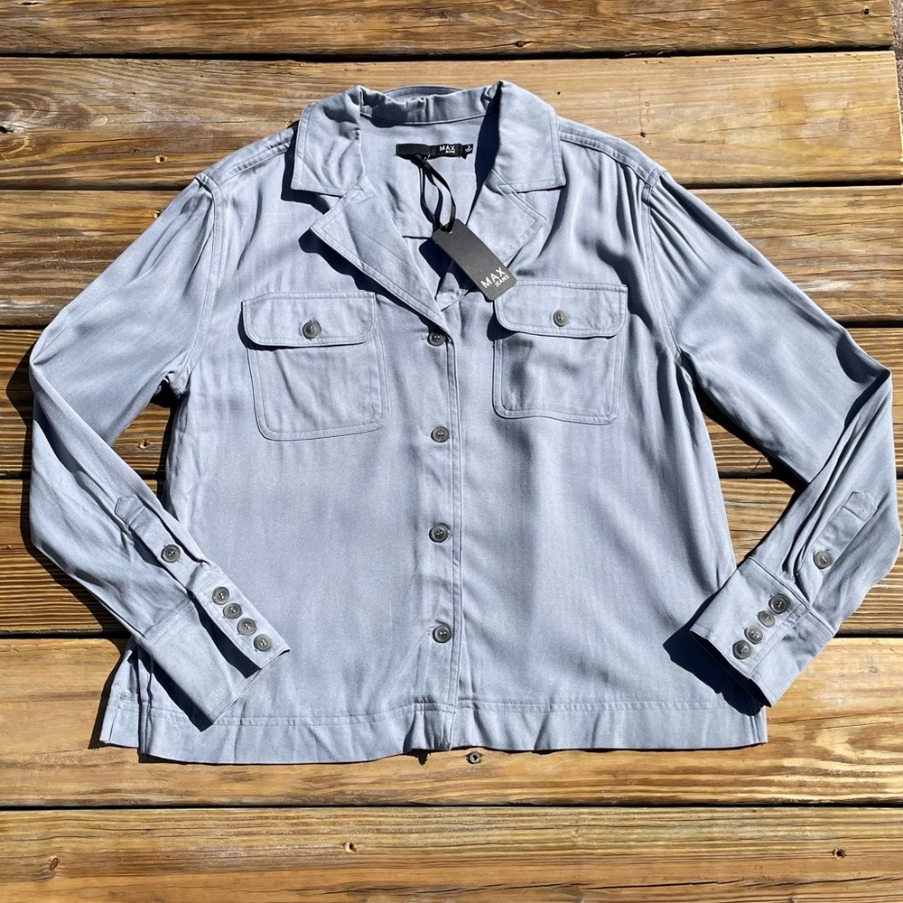 Max Jeans Trade Wins Button Down Top